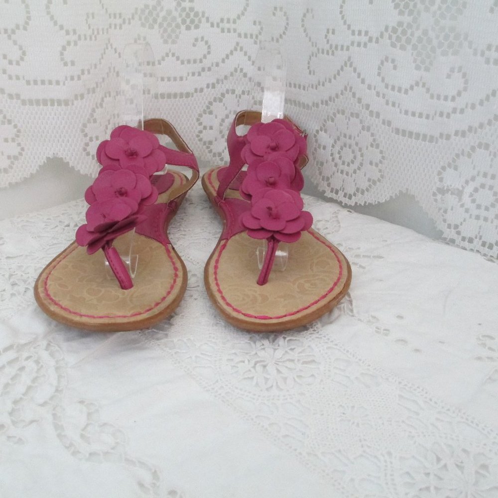 Merona Flower Design Sandals